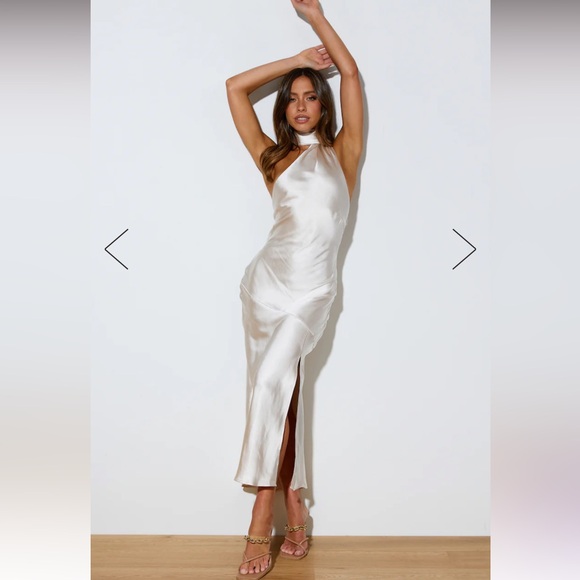 Hello Molly ATHENIAN SATIN MAXI DRESS CHAMPAGNE - Picture 3 of 11